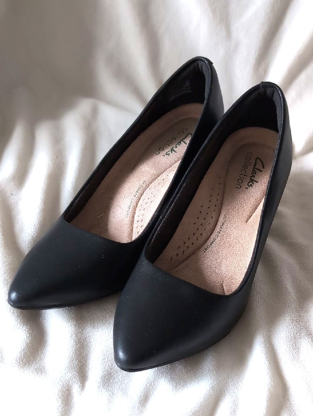 Clarks Black Leather Pumps Comfort Heels Shoes